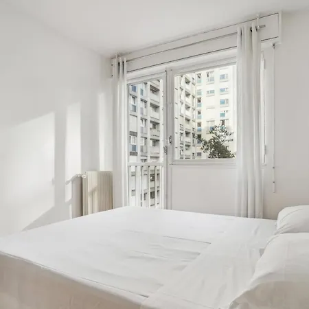 Apartment And Bright Flat Near Eiffel Tower